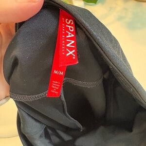SPANX Black Sculpting Leggings with Red Tag